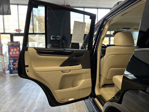 2018 Lexus LX 570 Two-Row