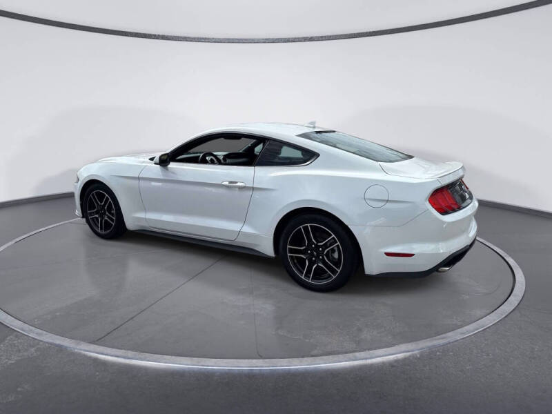 2022 Ford Mustang
