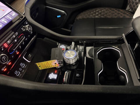 2022 Jeep Grand Cherokee Summit