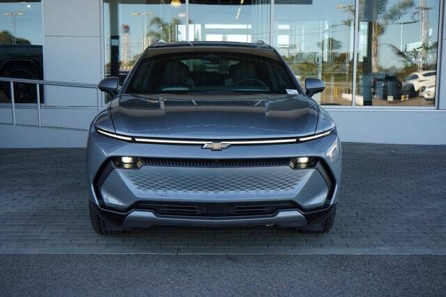 2025 Chevrolet Equinox EV LT 2