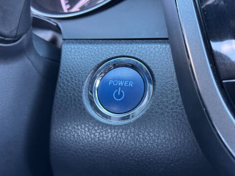 2023 Toyota Camry Hybrid XSE