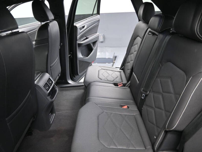 2024 Volkswagen Atlas Cross Sport SE 4Motion