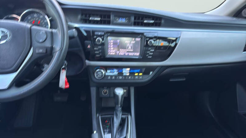 2016 Toyota Corolla LE Plus