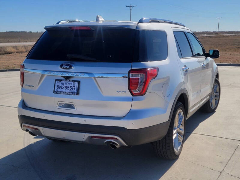 2017 Ford Explorer Limited photo 4