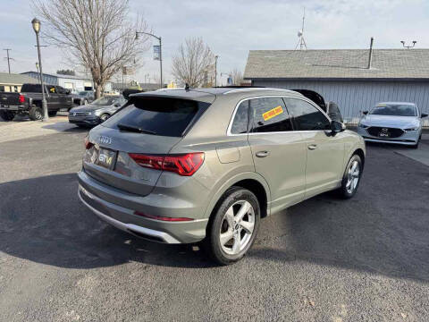 2021 Audi Q3 quattro Premium 40 TFSI