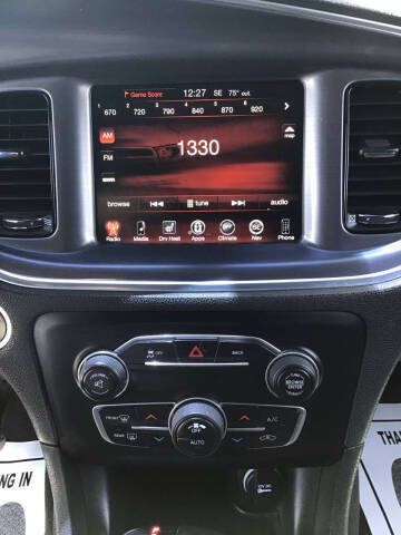 2016 Dodge Charger SXT