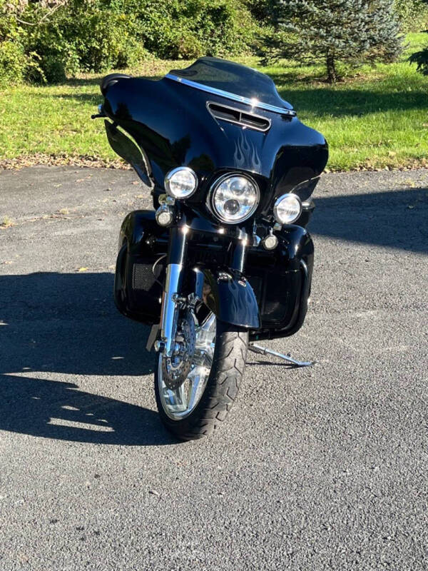 2015 Harley-Davidson CVO Street Glide Special