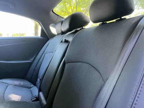 2011 Hyundai Sonata SE