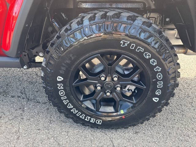 2025 Jeep Gladiator Willys