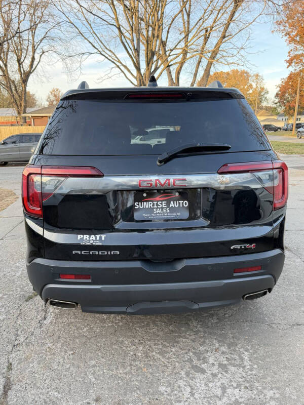 2021 GMC Acadia AT4