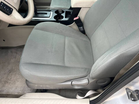2011 Ford Escape XLS