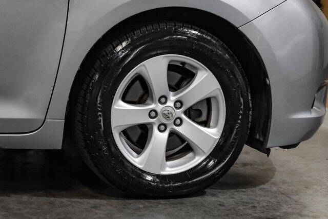 2012 Toyota Sienna LE 8-Passenger
