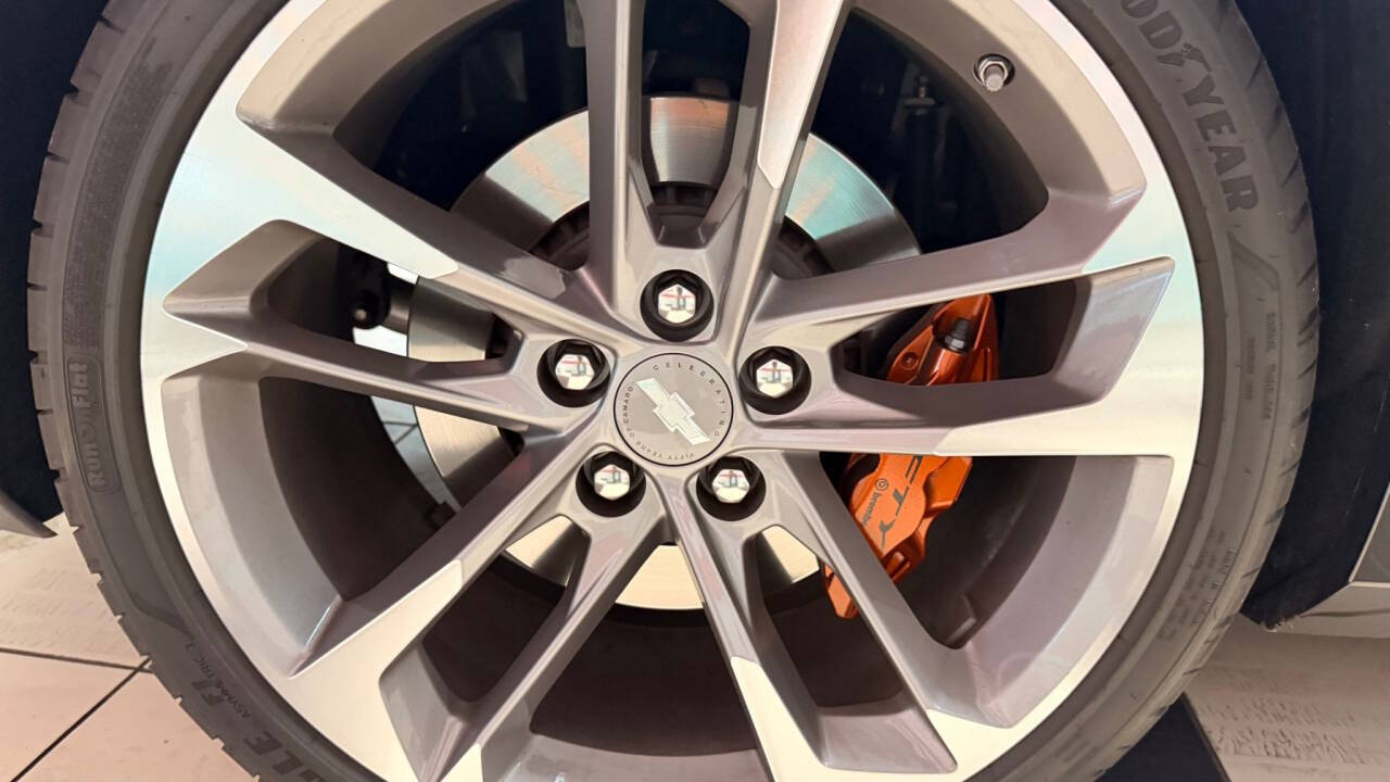 2017 Chevrolet Camaro 55