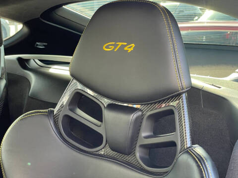 2016 Porsche Cayman GT4