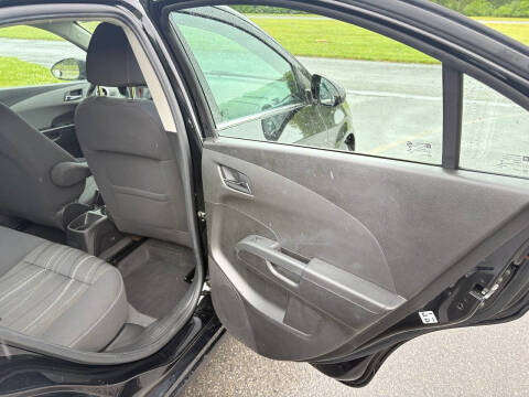 2017 Chevrolet Sonic LT Auto