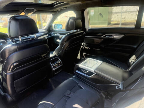 2017 BMW 7 Series 750i