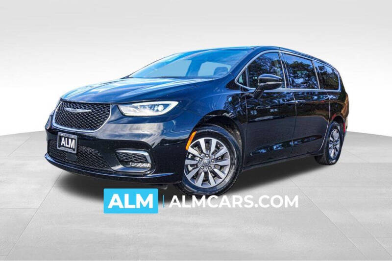 2024 Chrysler Pacifica Plug-In Hybrid Select