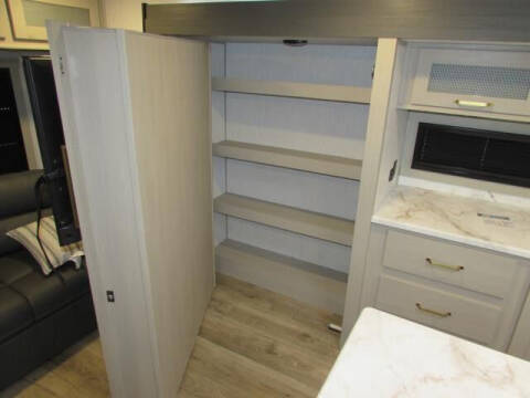 2024 Forest River T322 VIEW