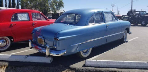 1949 Ford Deluxe