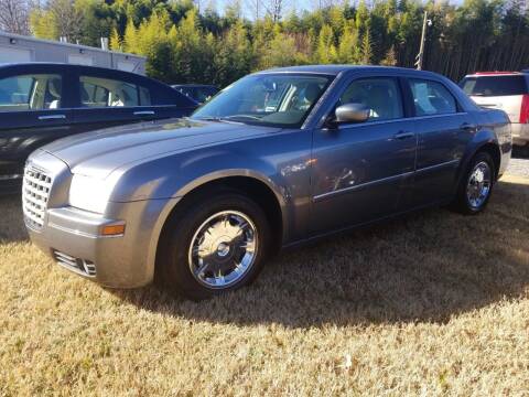 2006 Chrysler 300 for sale at TR MOTORS in Gastonia NC