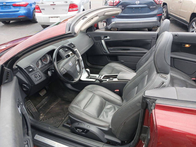2011 Volvo C70 T5