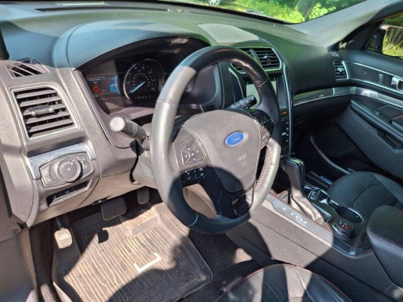 2018 Ford Explorer Sport