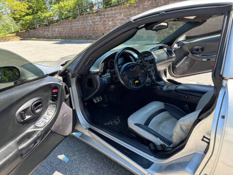 2004 Chevrolet Corvette