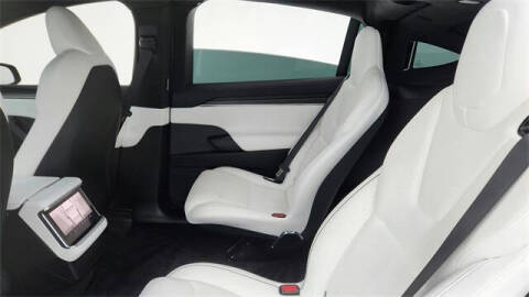 2022 Tesla Model X Plaid