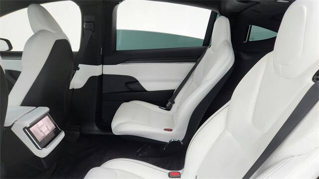 2022 Tesla Model X Plaid