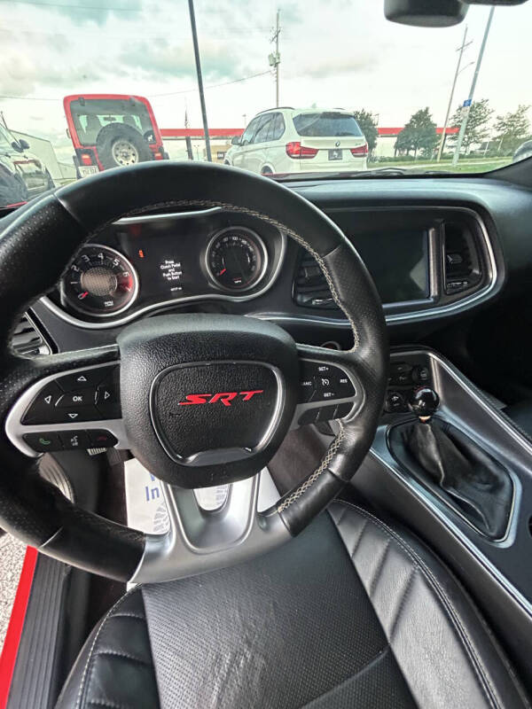 2016 Dodge Challenger SRT 392