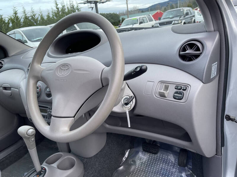 2000 Toyota Platz Echo