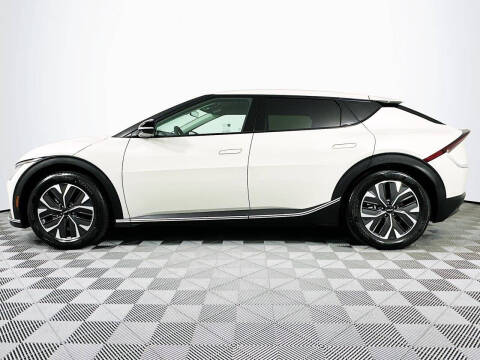 2024 Kia EV6 Light
