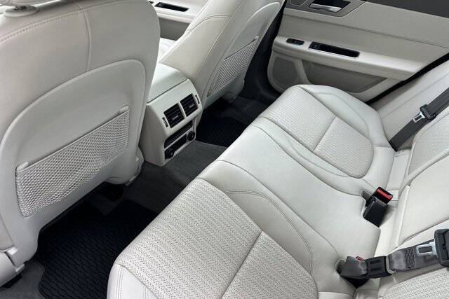 2020 Jaguar XF 25t Prestige