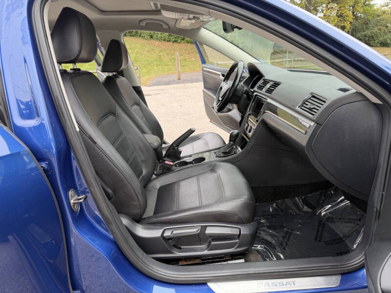 2016 Volkswagen Passat 1.8T SE