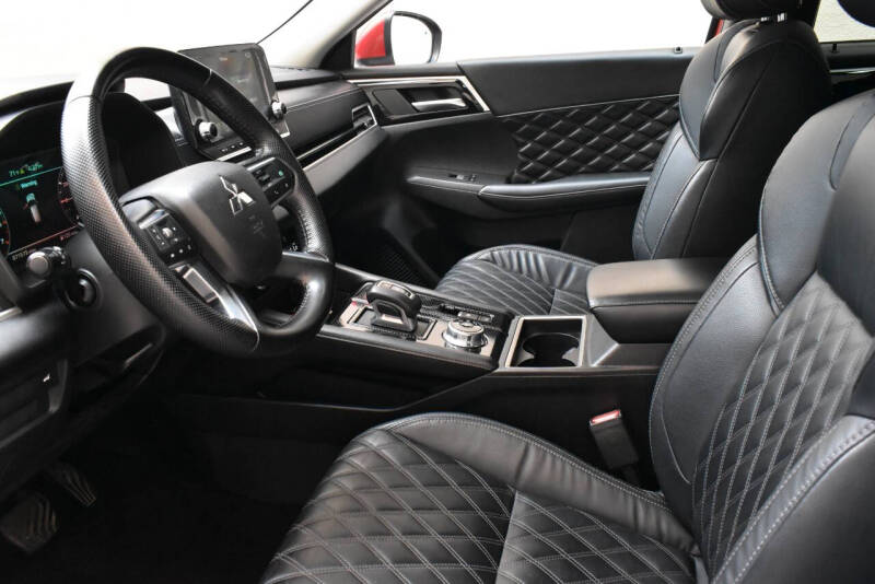 2022 Mitsubishi Outlander SEL