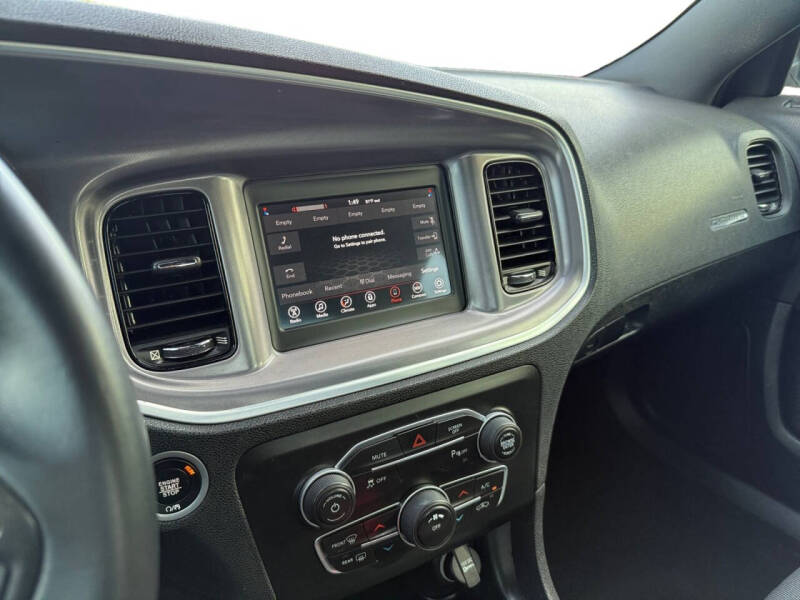 2019 Dodge Charger SXT