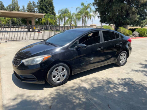 2016 Kia Forte for sale at PERRYDEAN AERO AUTO SALES in Sanger CA