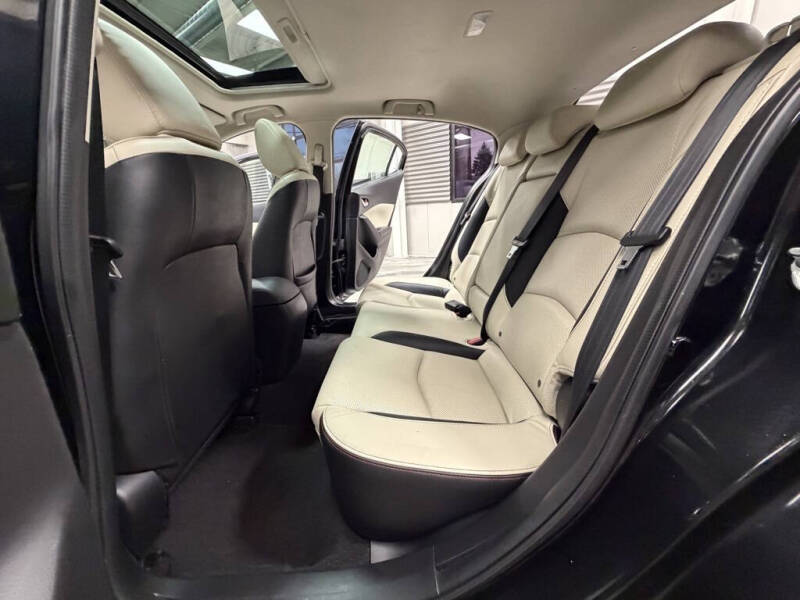 2015 Mazda MAZDA3 s Grand Touring