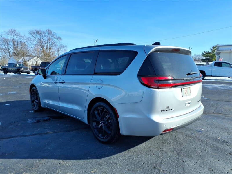 2024 Chrysler Pacifica Limited