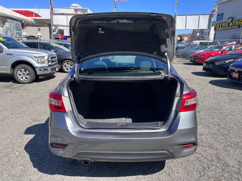 2019 Nissan Sentra SR