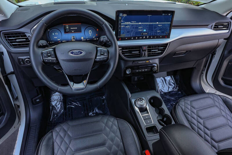 2024 Ford Escape Hybrid Platinum