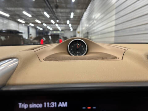 2017 Porsche Cayenne Platinum Edition