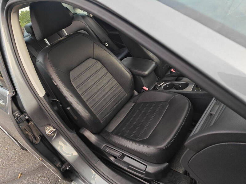 2015 Volkswagen Passat