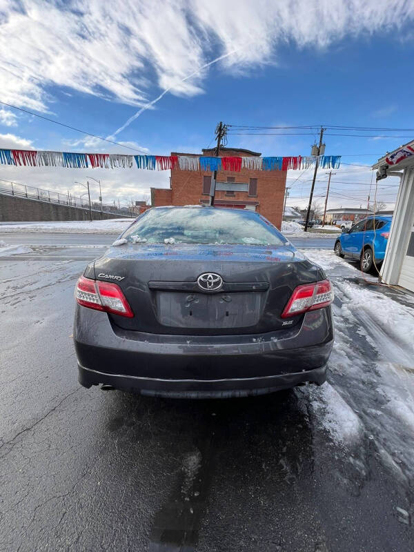 2010 Toyota Camry LE