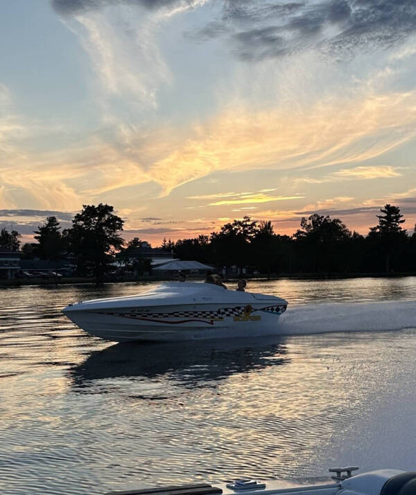 1997 Scarab 215 SE
