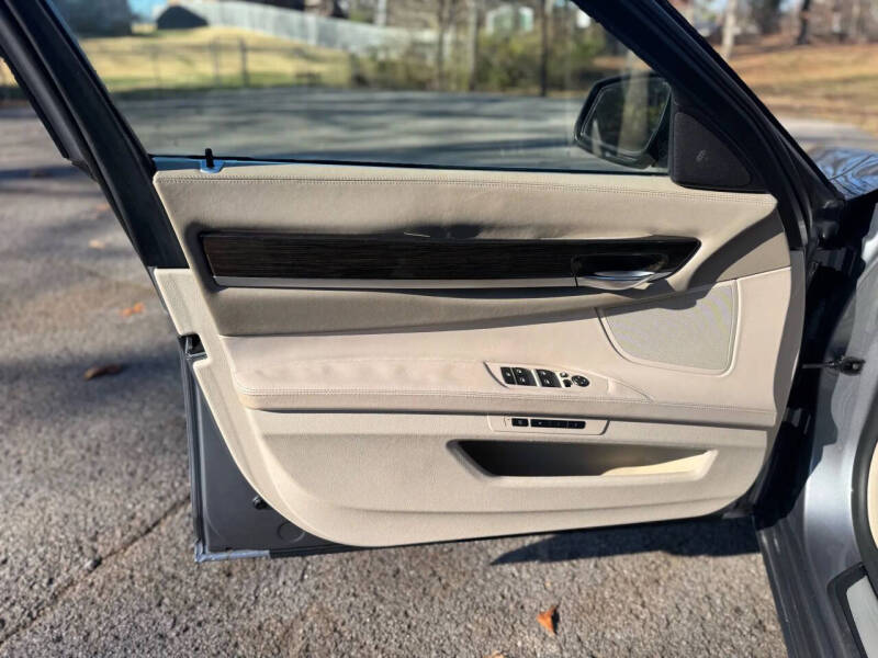 2013 BMW 7 Series 740Li xDrive