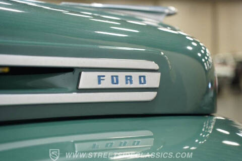 1949 Ford F-100