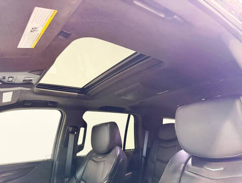 2018 Cadillac Escalade Platinum