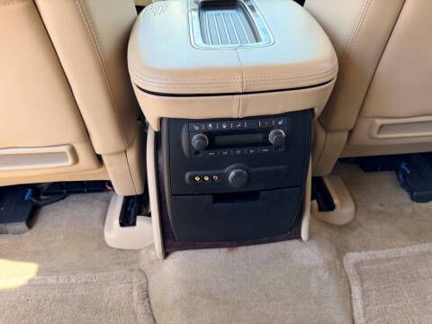 2012 Cadillac Escalade Luxury