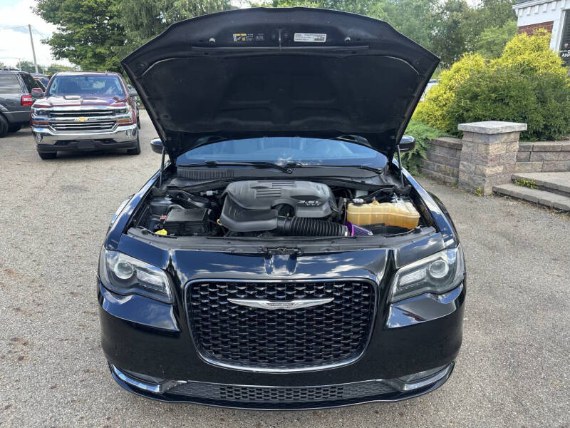 2018 Chrysler 300 S
